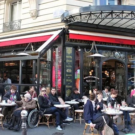 Paris, Le Marais, Vaste Sejour Rue De Bretagne * Paris
